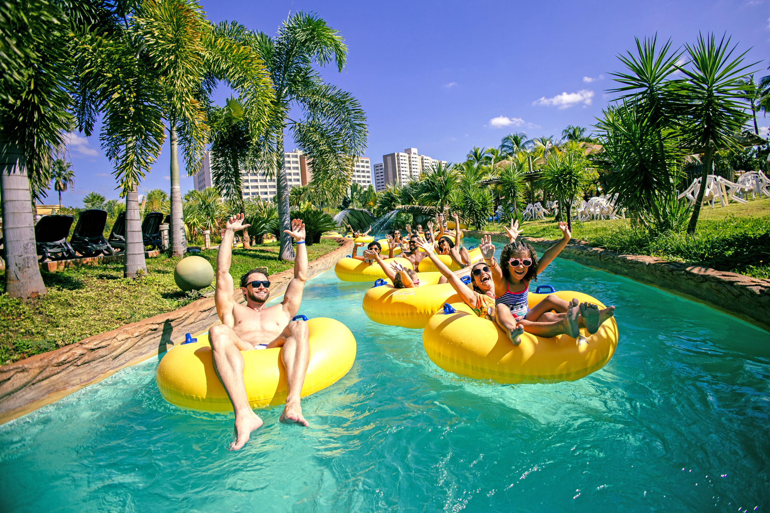 Case Hot Beach Parques & Resorts